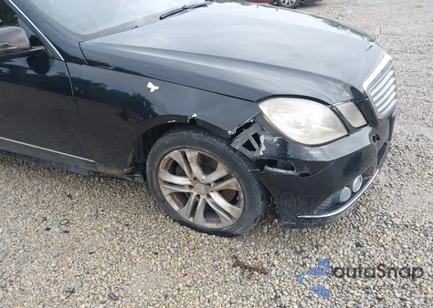 2011 Mercedes-Benz E 350 4Matic из США, поврежденный, VIN WDDHF8HB2BA487758